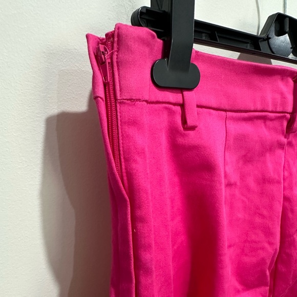 H&M tailored fuchsia pants size 8 no flaws - Picture 3 of 8
